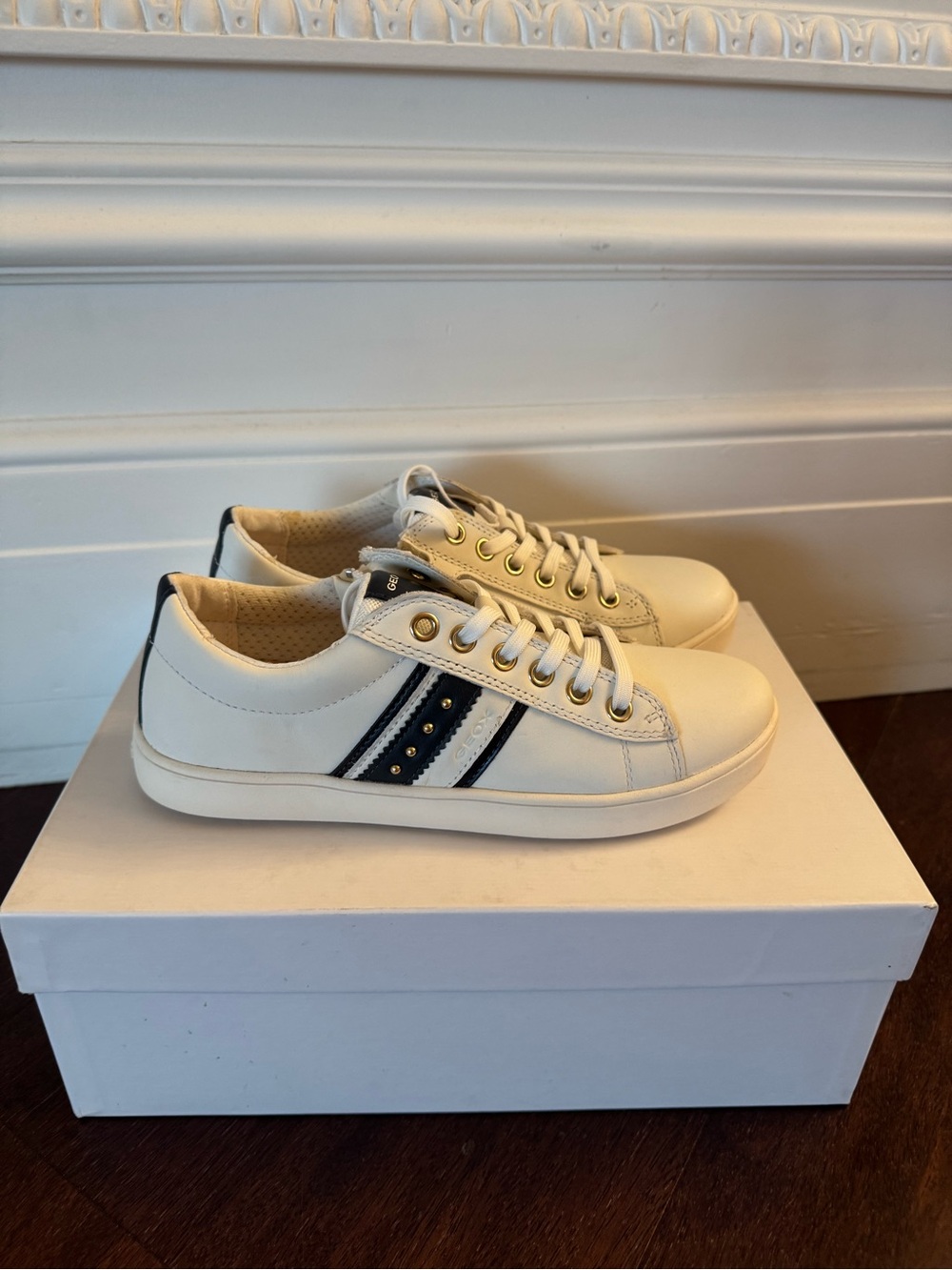 Geox White Sneakers with Navy Stripe Accent